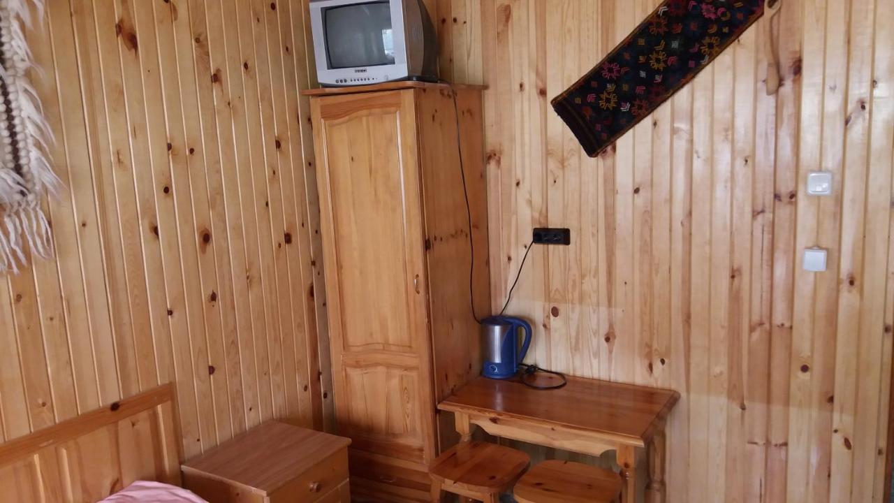 Ваканционно Селище Ива Sarnitsa Ngoại thất bức ảnh